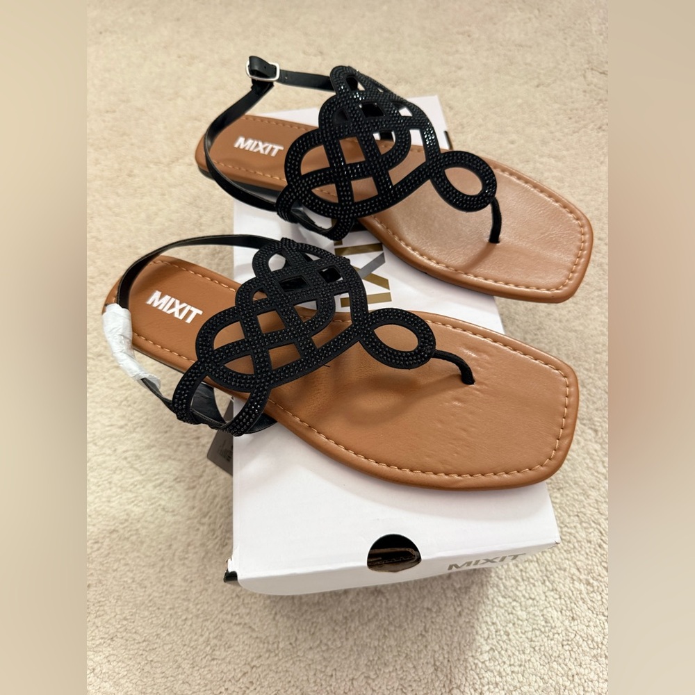 Mixit Black Braided Decorative Toe-Ring Sandals